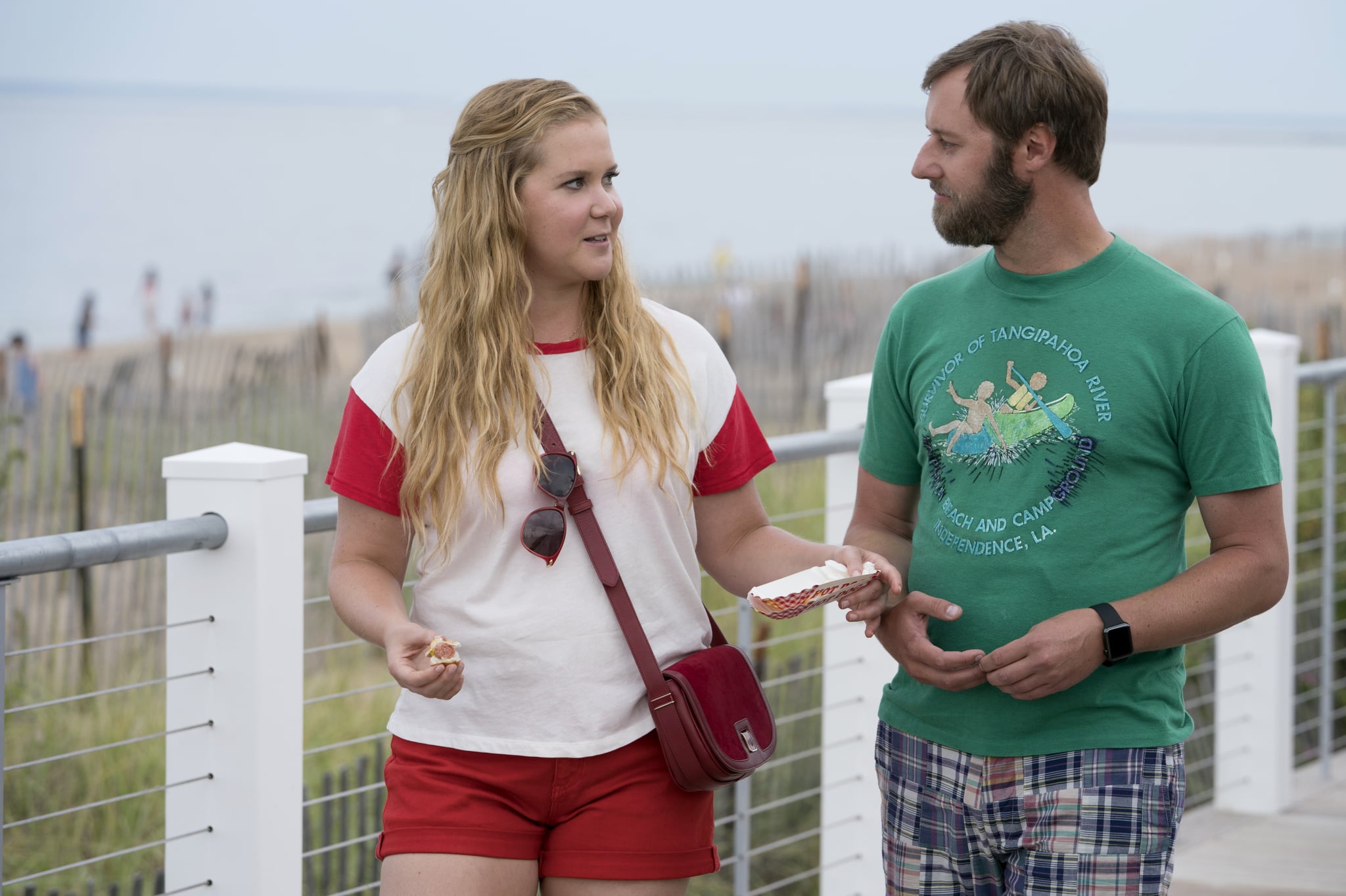 Celebrity Gossip News Amy Schumer Sends A Hilariously Serious