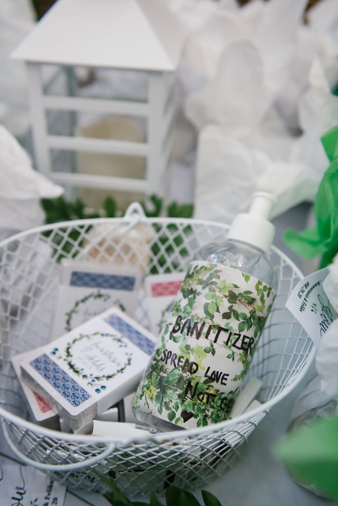 Stylish DIY Outdoor Restaurant Microwedding