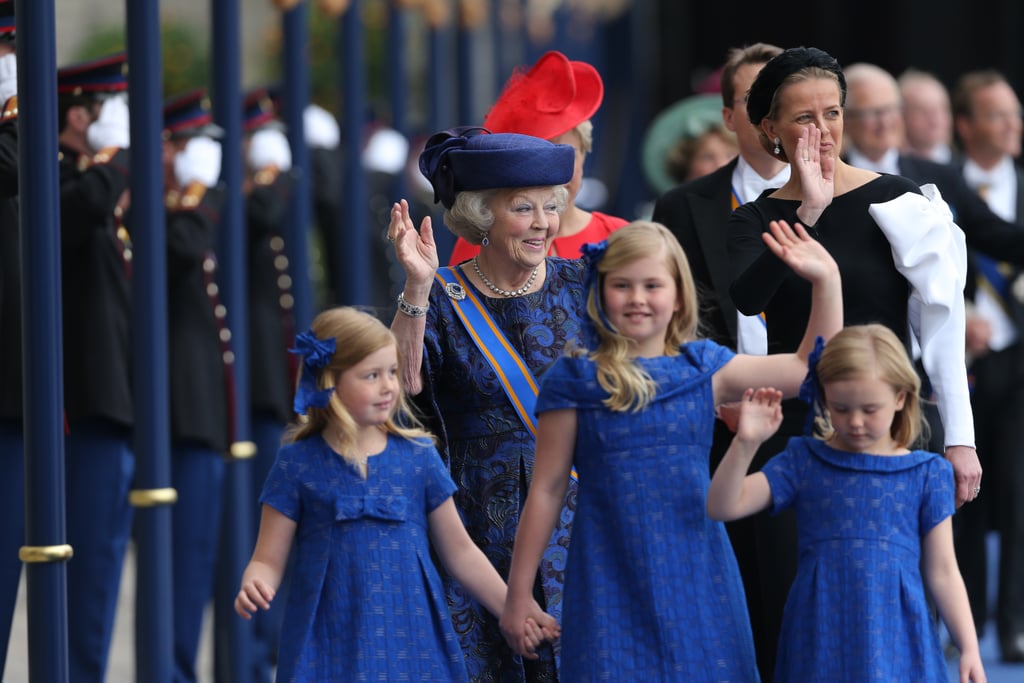 Dutch Princesses Catharina-Amalia, Alexia, and Ariane waved as they left the inauguration ceremony.
Dutch Princesses Catharina-Amalia, Alexia, and Ariane waved as they left the inauguration ceremony.