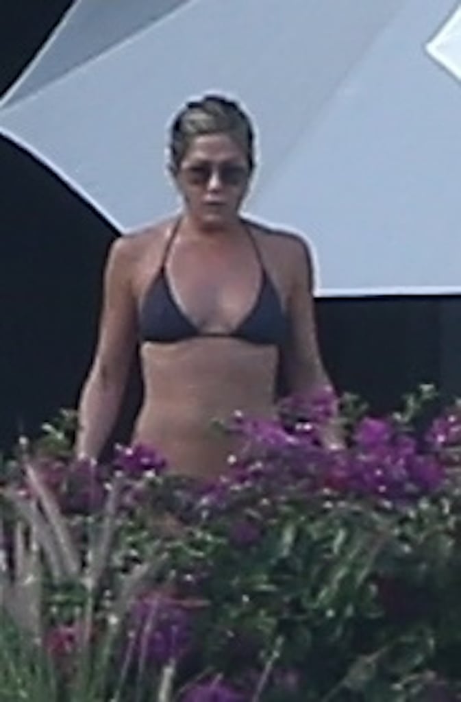 In December 2017, Jennifer enjoyed some R&R while vacationing in Mexico.