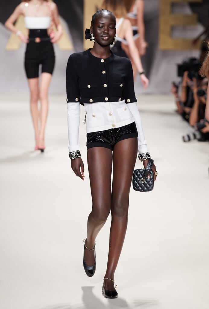 Chanel's SS22 Show Was a Throwback to the '90s Runway