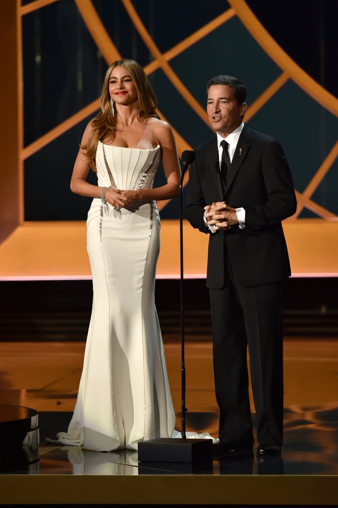 Sofia Vergara on Rotating Platform at the Emmy Awards 2014