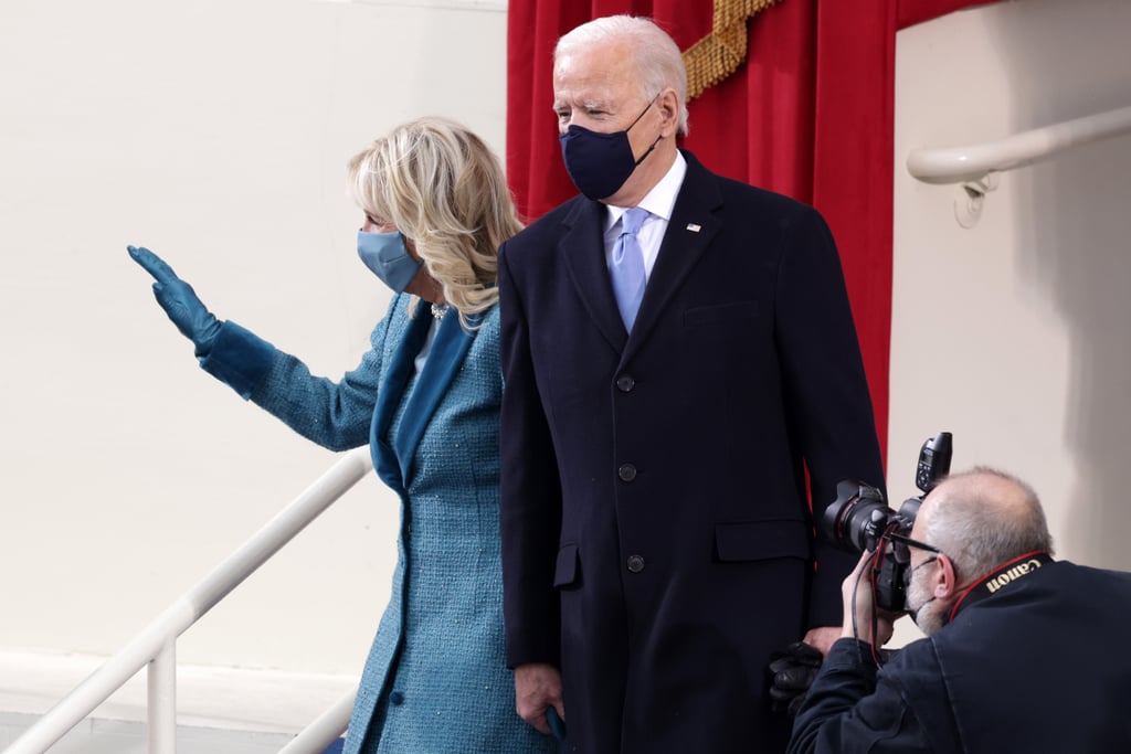 乔•拜登(Joe Biden)戴着海军拉尔夫•劳伦(Ralph Lauren)适合就职典礼