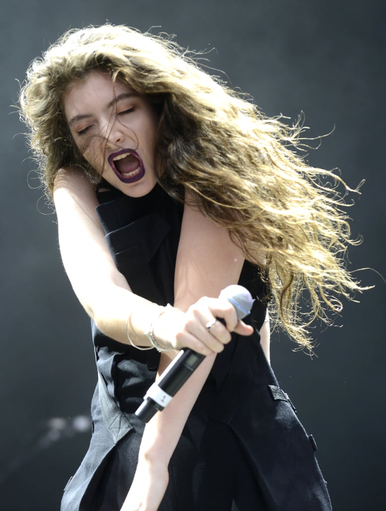 Lorde lost herself in the music at Lollapalooza on Saturday.