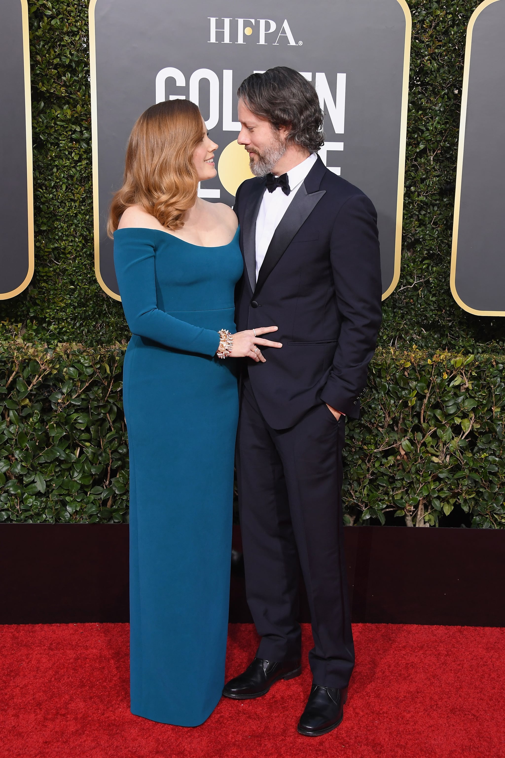 amy adams golden globes 2019 dress