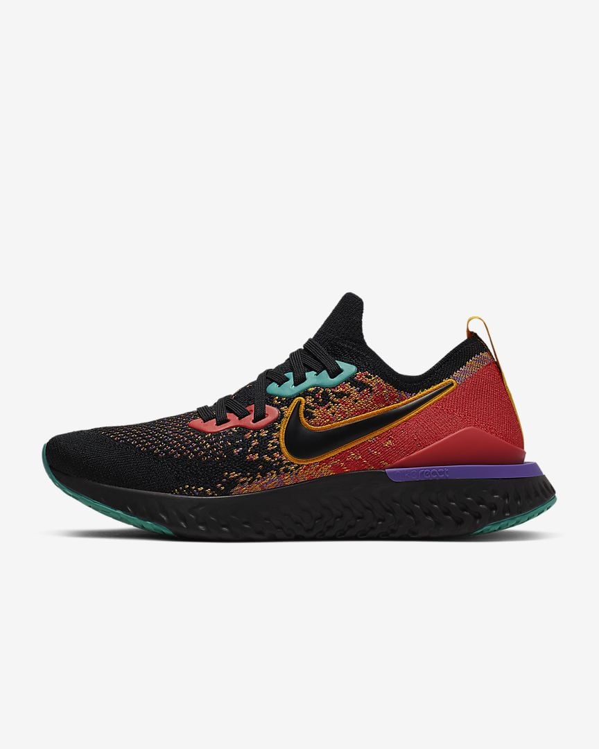 nike cloth tennis shoes