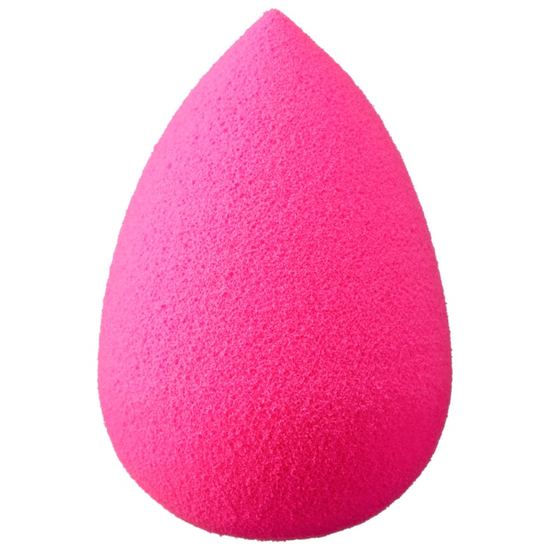 A Dependable Makeup Tool: Beautyblender Makeup Sponge