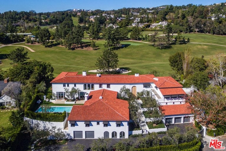 Lori Loughlin Sells Holmby Hills, CA, Mansion
