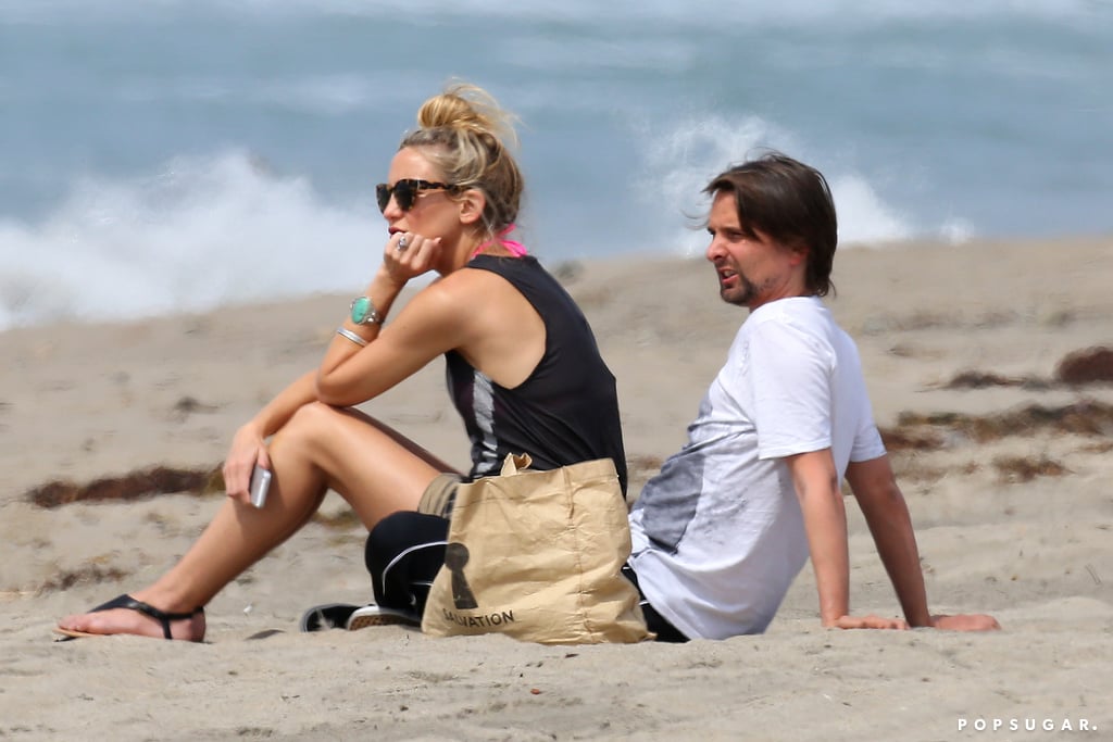 Kate Hudson and Matthew Bellamy on the Beach in Malibu