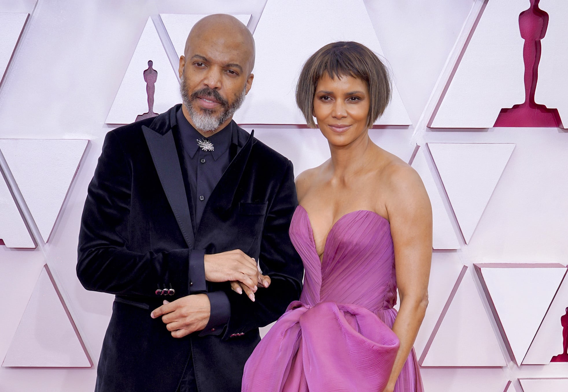 Halle Berry and Van Hunt Have Glam Date Night at 2023 Oscars