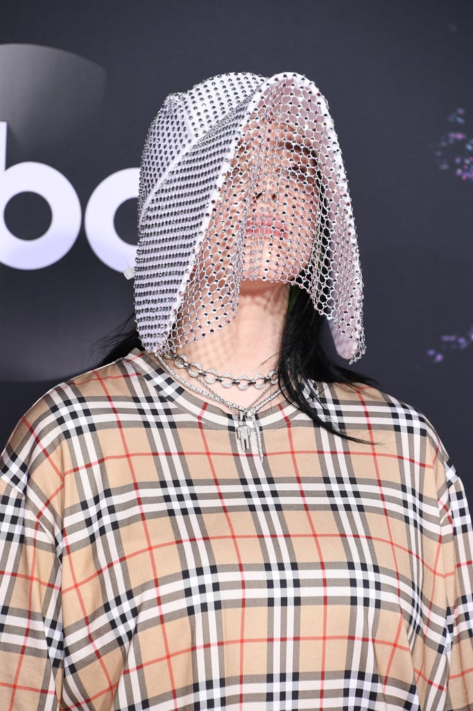 Billie Eilish's Burberry Chain Mask at the AMAs 2019