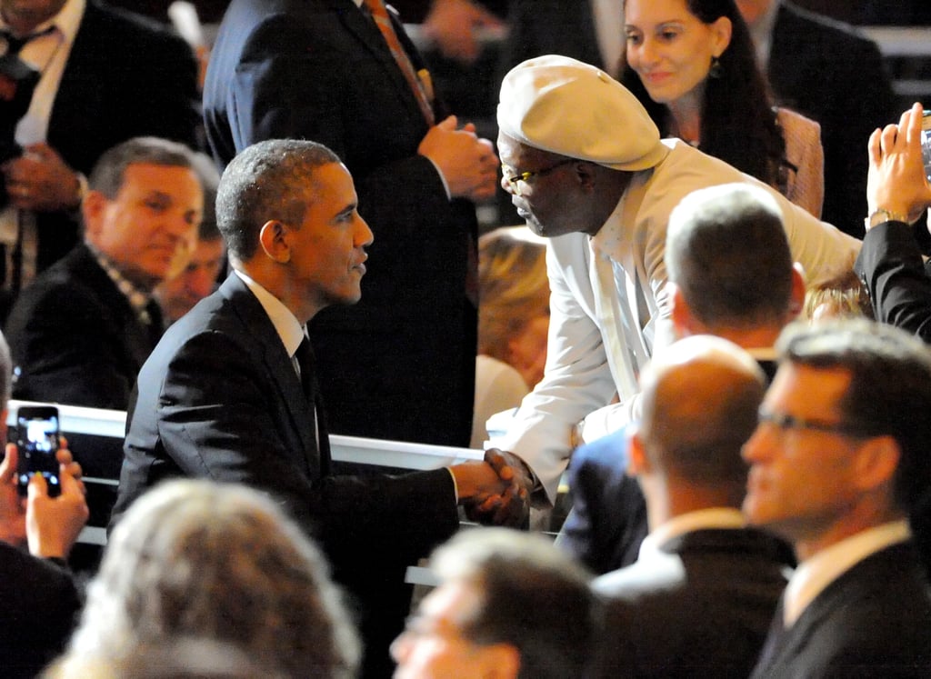President Obama shook hands with Samuel L. Jackson.