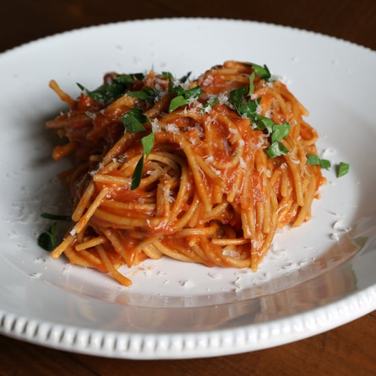 How to Cook Pasta in Tomato Sauce