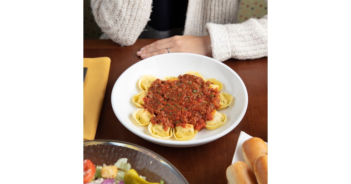Asiago Tortelloni With Meat Sauce Olive Garden NeverEnding Stuffed Pasta Deal 2019 POPSUGAR