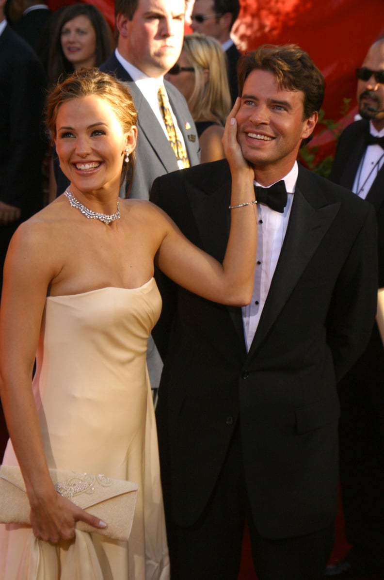 Jennifer Garner and Scott Foley at the 2002 Emmy Awards