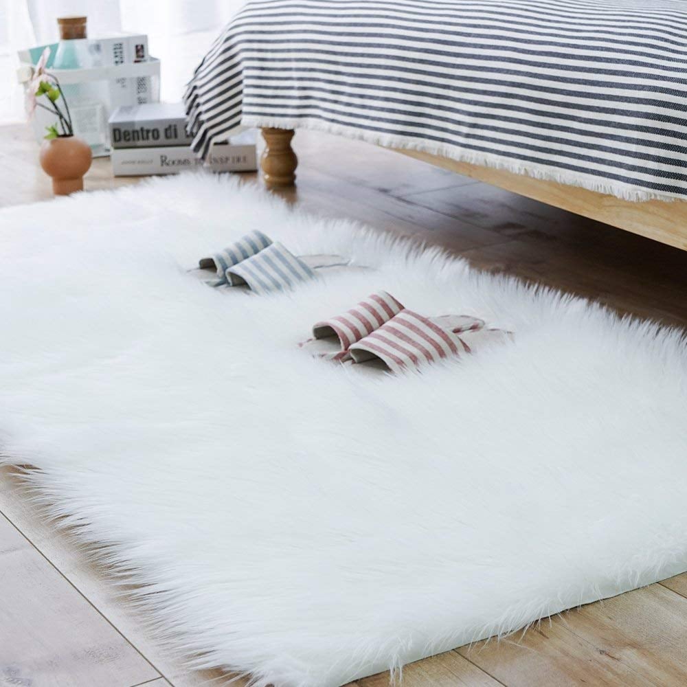 Carvapet Luxury Soft Faux Sheepskin Fur Area Rug
