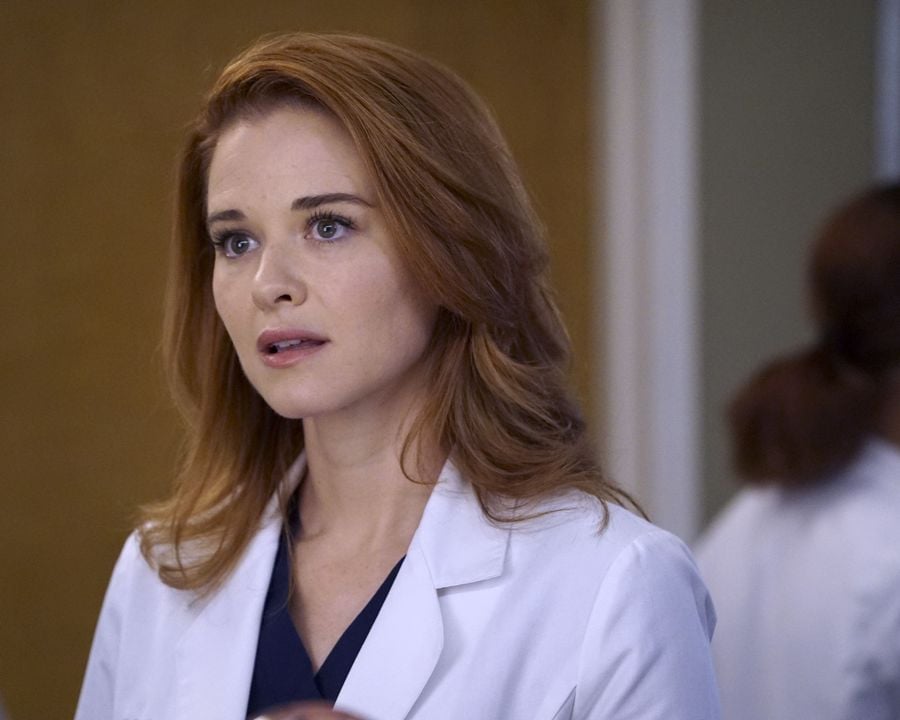 All We Can Do Is Keep Breathing Grey S Anatomy Season 14 Why April Should Return To Grey S Anatomy Popsugar Entertainment