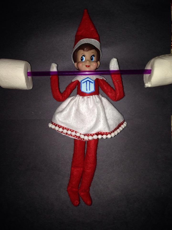 Of course Elf on the Shelf does CrossFit.
