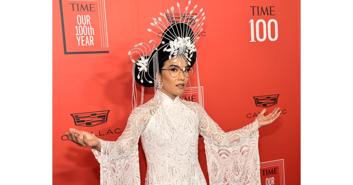 Ali Wong At The Time100 Gala In New York City Ali Wong Wears Vietnamese Áo Dài Dress At 