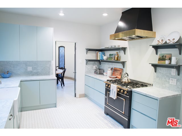 Dianna Agron Sells Hollywood Hills Home