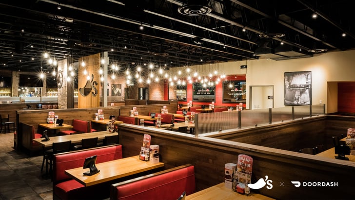 "Dine Out" With These Restaurant Zoom Backgrounds ...