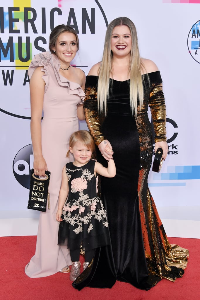 Kelly Clarkson and Family at the 2017 American Music Awards