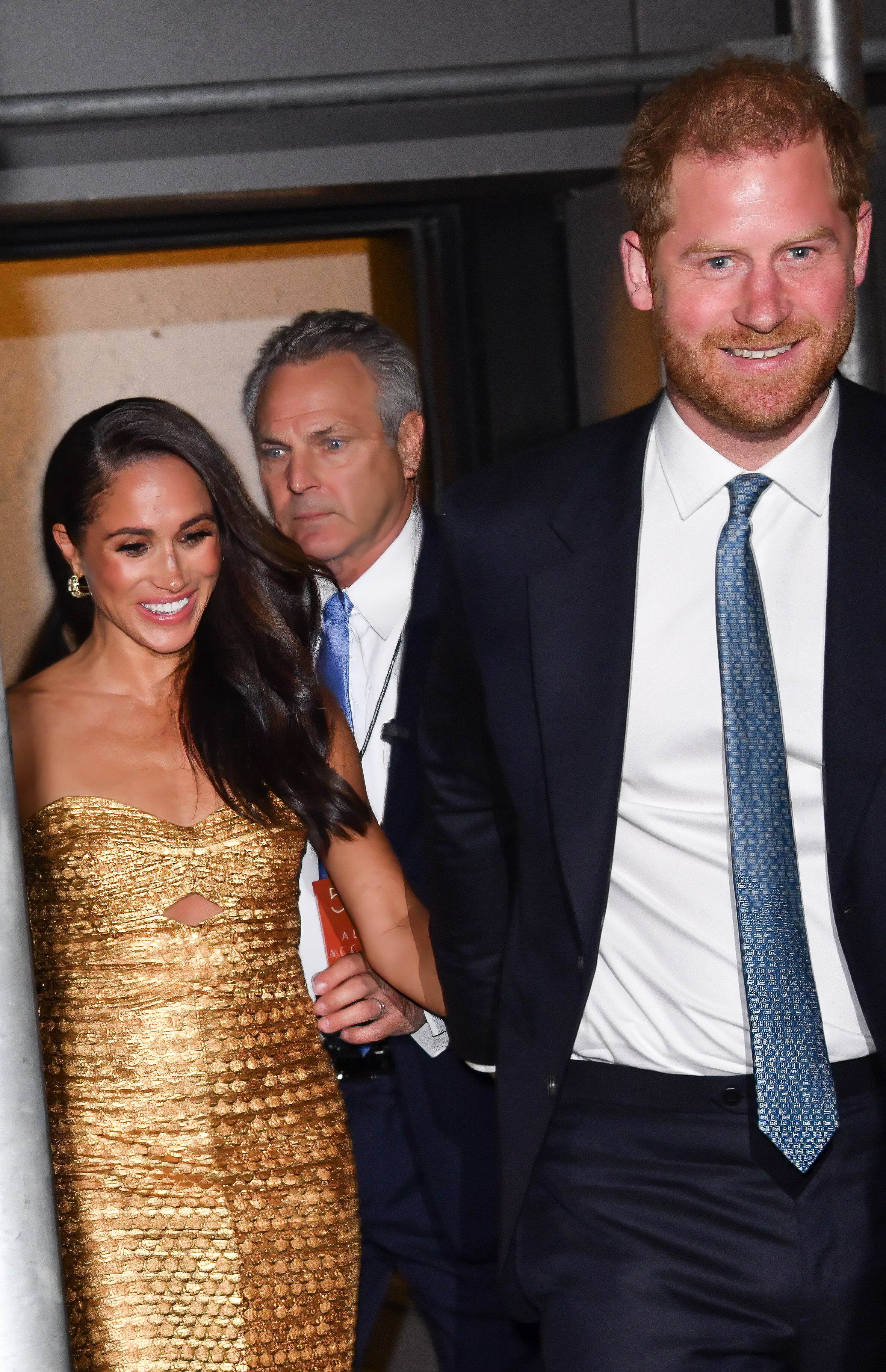 johanna ortiz gold dress meghan markle Markle's Dress, Women of Vision Awards partyoutfits