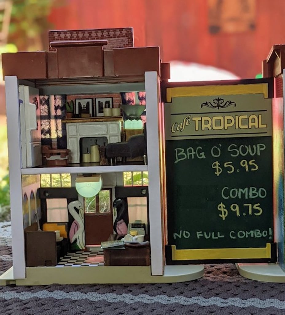 Bag 'o soup, anyone?