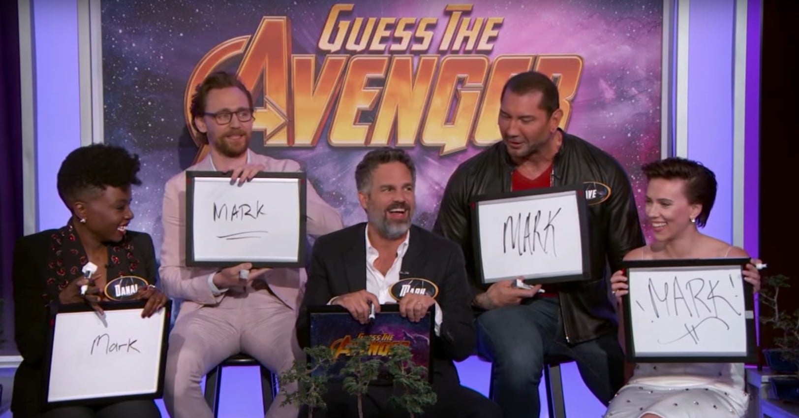 Avengers Infinity War Cast Playing "Guess the Avenger" Video POPSUGAR(02)