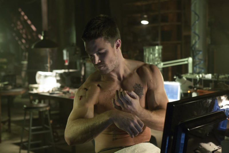 Stephen Amell Pictures on Arrow