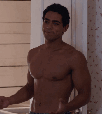 These are Kevin's abs! | Netflix's The Princess Switch ...