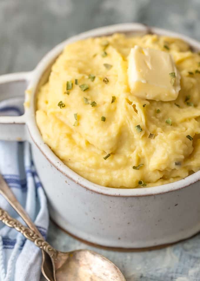 Slow-Cooker Mashed Potatoes With Garlic Butter