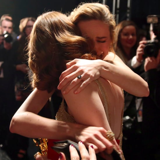 Brie Larson and Emma Stone Hugging at the 2017 Oscars