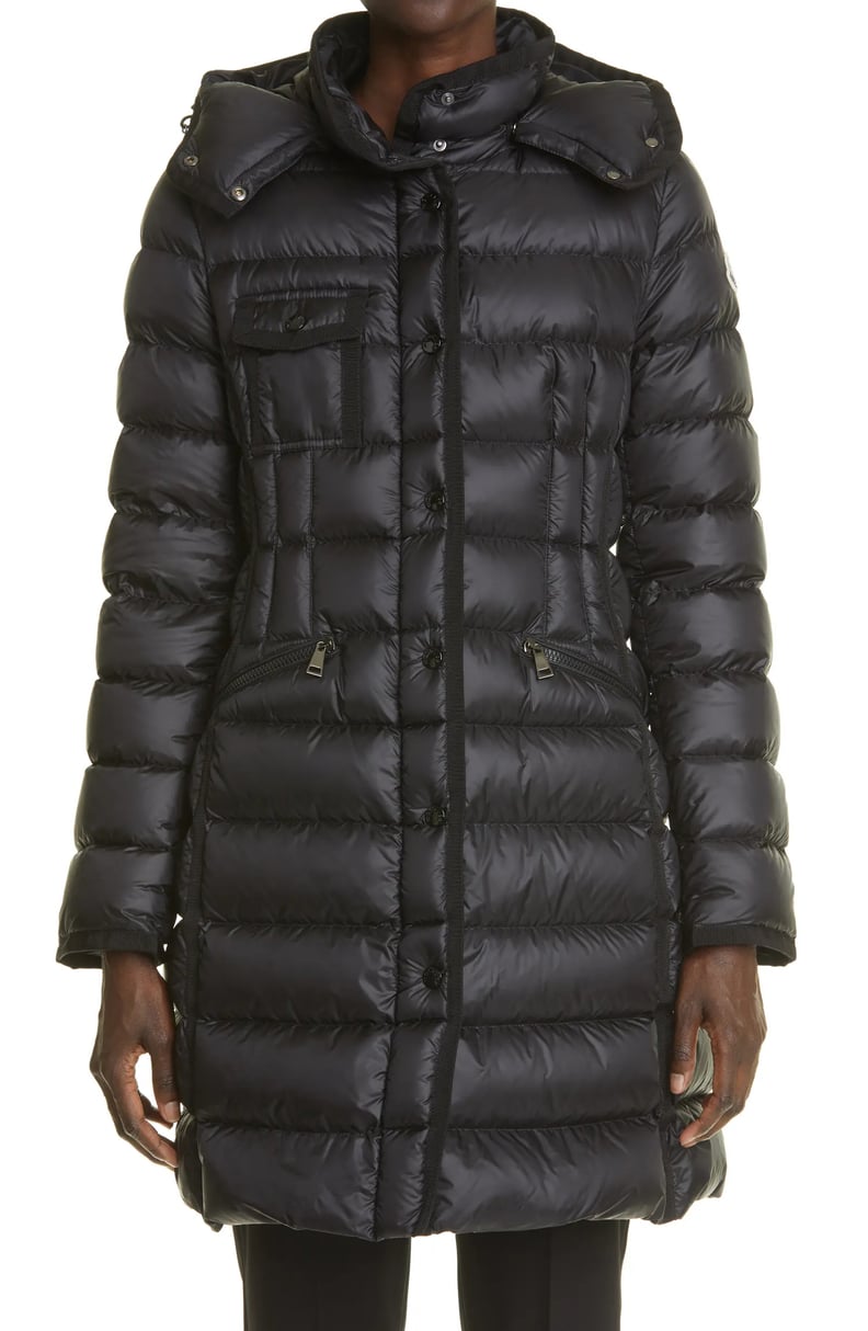 奢华的外衣:Moncler Hermine罗缎修剪绗缝河豚的外套