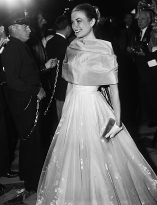 Grace Kelly at the 1956 Academy Awards | Historic Oscars Red Carpet ...