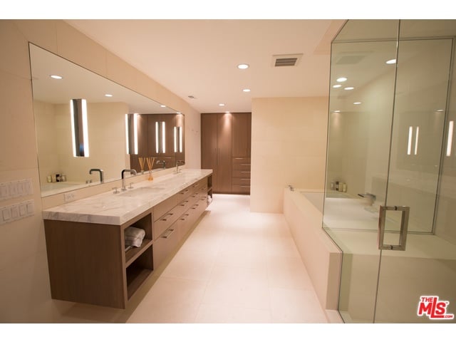Kris Jenner's LA Condo