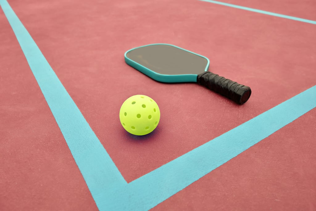 The 8 Best Pickleball Paddles, According to Reviews
