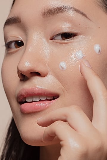 Skin Care By Age: The Experts Tell Us When You Need to Start