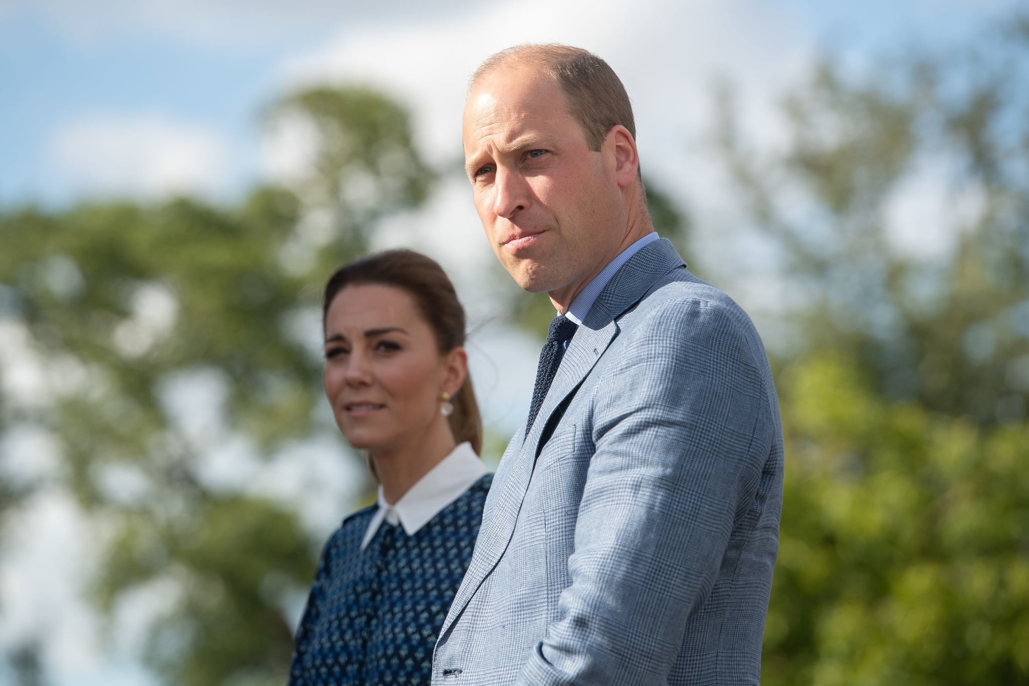 NORFOLK, UNITED KINGDOM - JULY 05: Catherine, Duchess of Cambridge and Prince William, Duke of Cambridge visit to Queen Elizabeth Hospital in King's Lynn as part of the NHS birthday celebrations on July 5, 2020 in Norfolk, England.  Sunday marks the 72nd anniversary of the formation of the National Health Service (NHS).  The UK has hailed its NHS for the work they have done during the Covid-19 pandemic.  (Photo by Joe Giddens - WPA Pool/Getty Images)