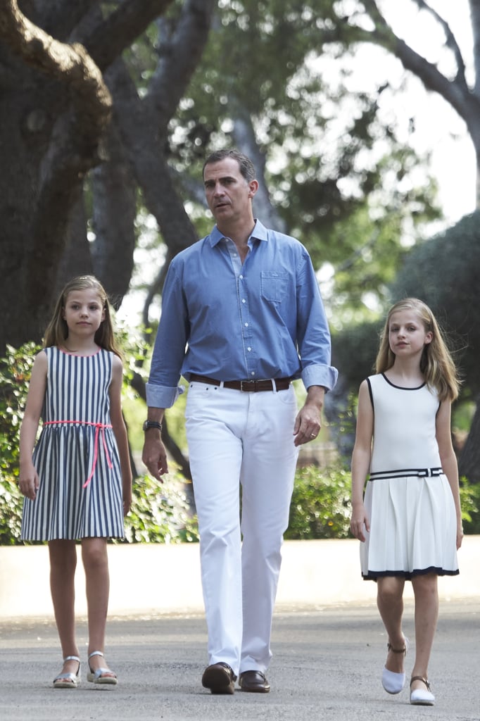 Spanish Royal Family Summer Portraits 2016