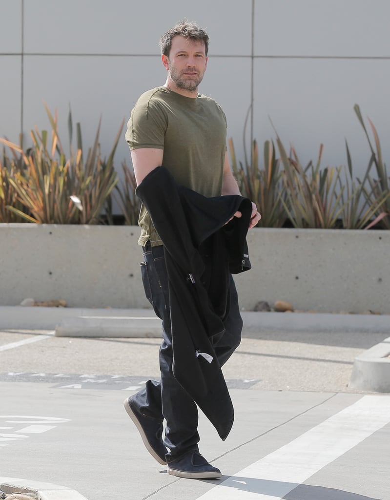 Ben Affleck Out in Santa Monica March 2016