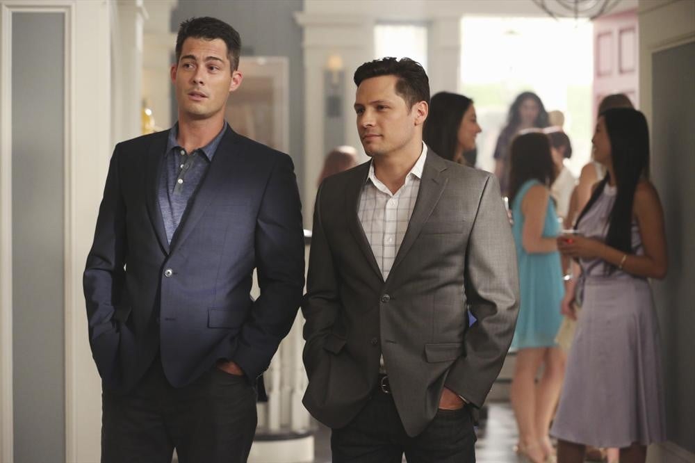 Apparently, Jack Porter (Nick Wechsler) wears suits now. And he has a handsome friend (Brian Hallisay).