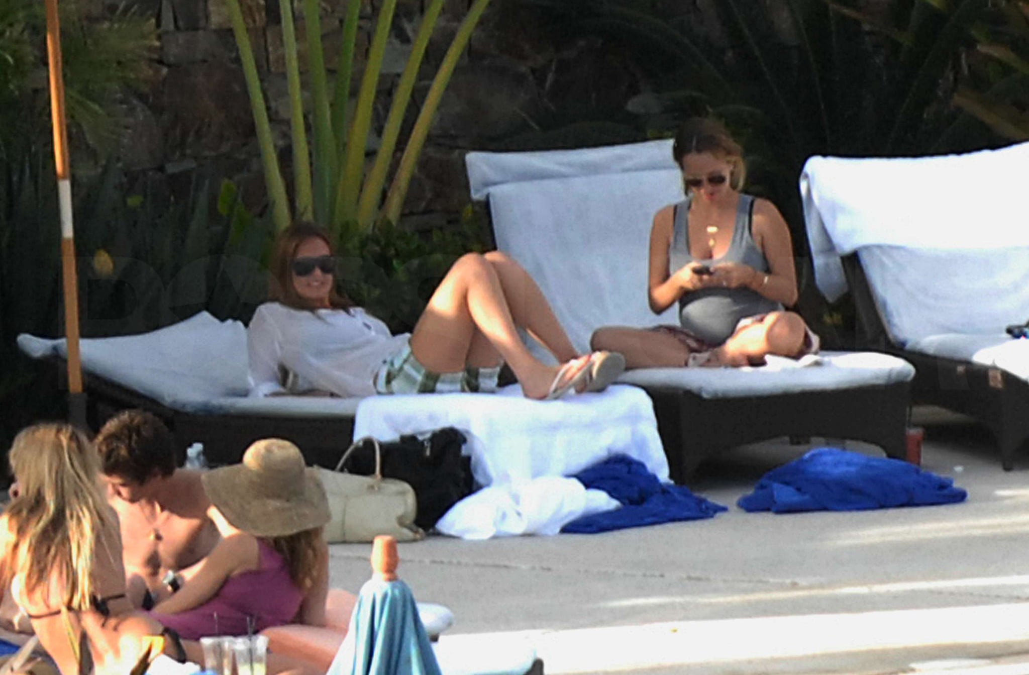 Bikini Photos of Jennifer Aniston, Cox-Arquettes, Leonardo DiCaprio, Bar Refaeli in ...