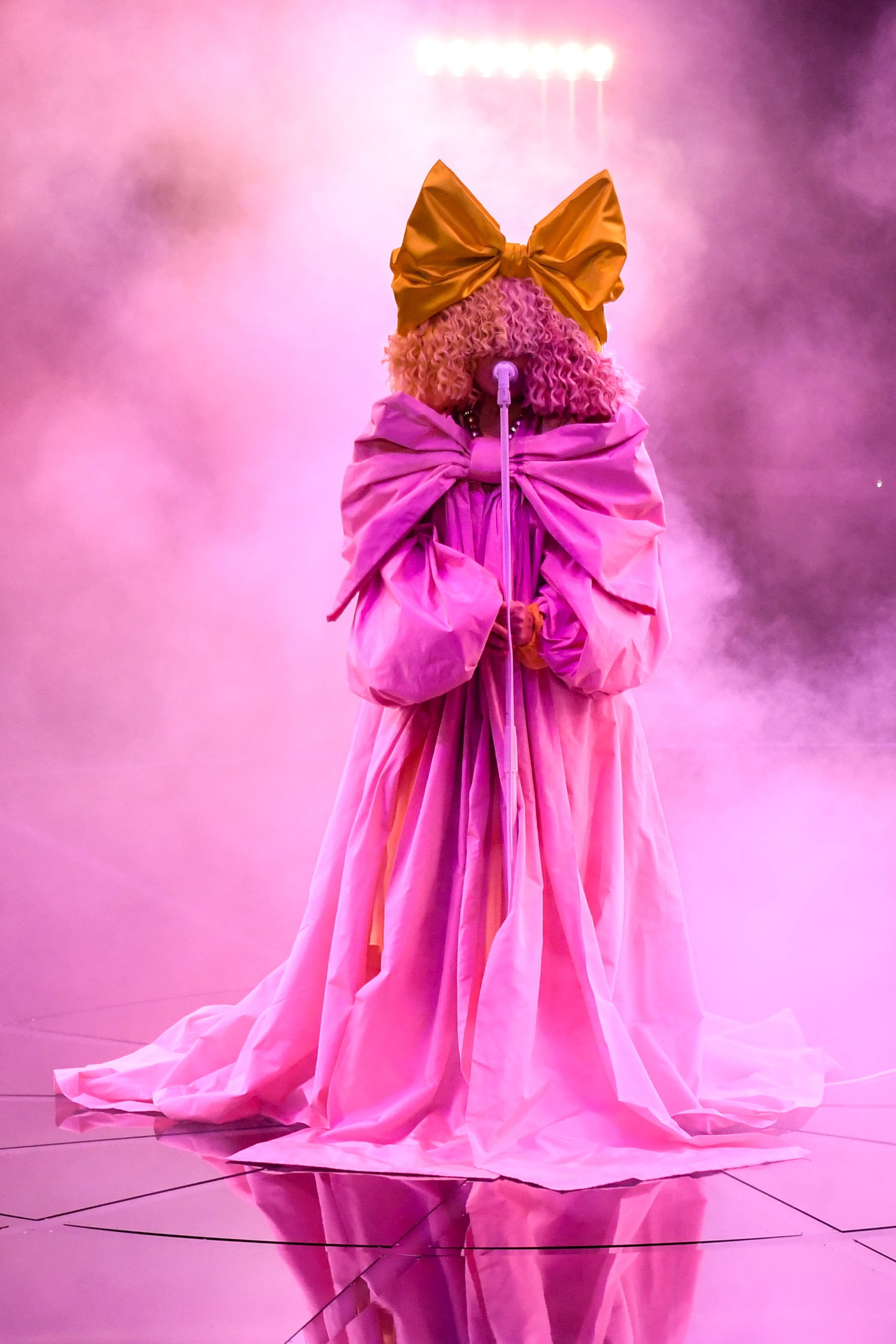 Sia's Pink Gown at the Billboard Music Awards 2020 | PS Fashion