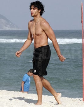 Shirtless Jesus Luz - Are you surprised he's still involved with Madonna? Shirtless Jesus Luz - Are you surprised he's still involved with Madonna?