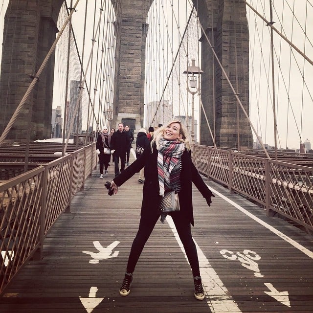 Hilary Duff Walked Across The Brooklyn Bridge On Sunday Celebrity Instagram Pictures Nov 4062