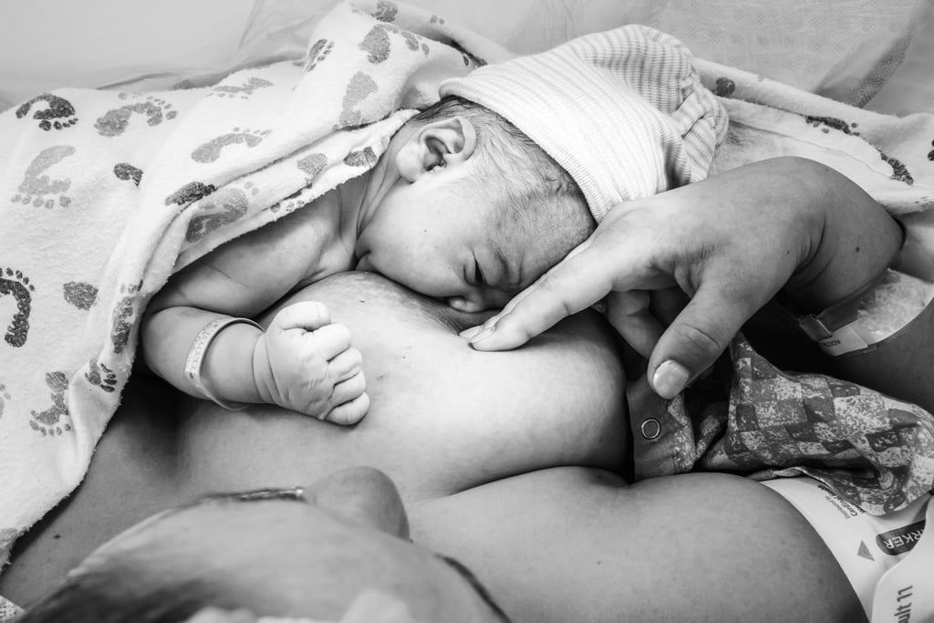 Photos of Moms Breastfeeding For the First Time