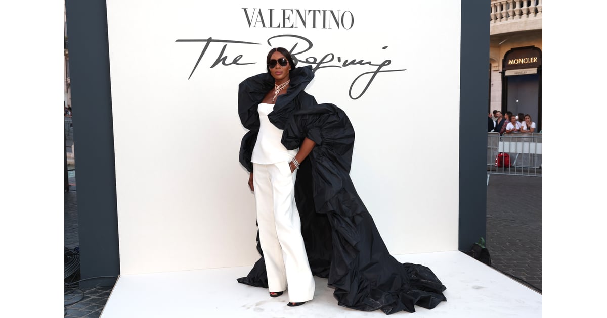 Naomi campbell hotsell valentino couture