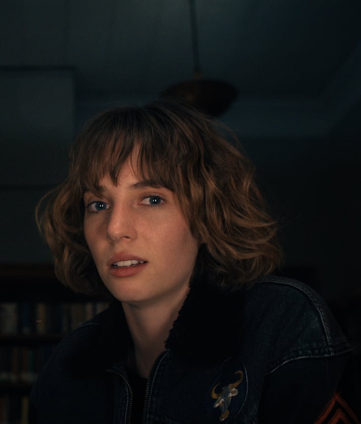 Maya Hawke As Robin Buckley In Stranger Things Season 4 Stranger Things Cast Then And Now 