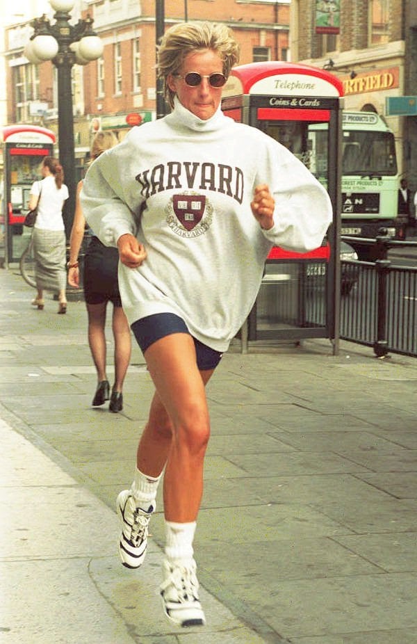 Hailey Baldwin Channels Princess Diana In A College Hoodie Popsugar Fashion